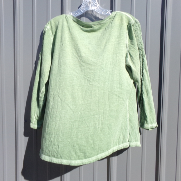 LRL Lauren Jeans Co. Green 1/4 Button Down Mid Sleeve Top- Size XL - Picture 4 of 4